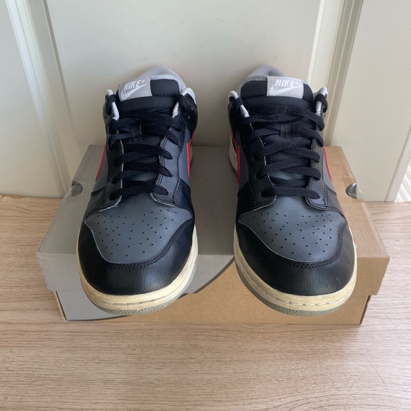 RARE 2012 Nike Dunk Lo “Dark Grey Red” Sneakers -Men 12 - Picture 8 of 13